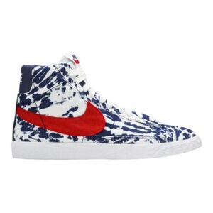 Nike Blue and Red High-Top Sneakers with Camouflage Pattern 5Y